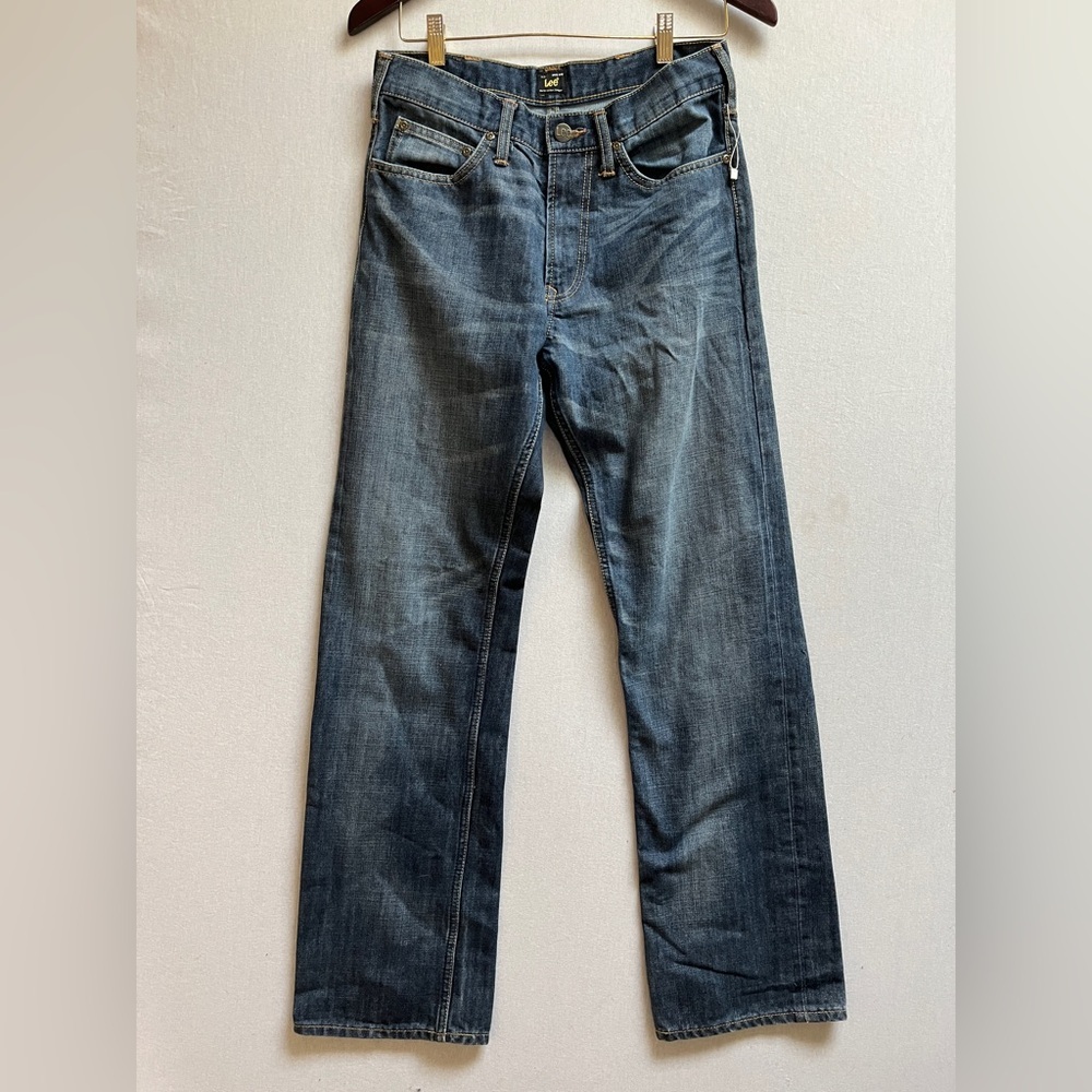 Lee Men's Regular Fit Jeans Medium Wash Blue Denim Size W31